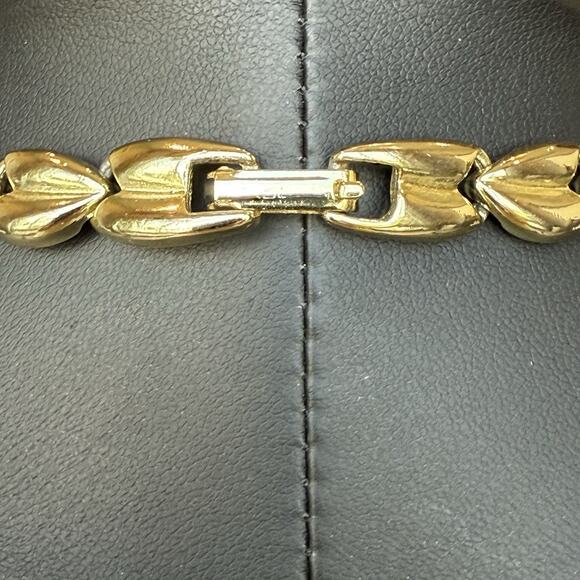 Vintage Gold Tone Black Enamel Link Necklace 18” Length Classic 80’s / 90’s - Picture 5 of 6